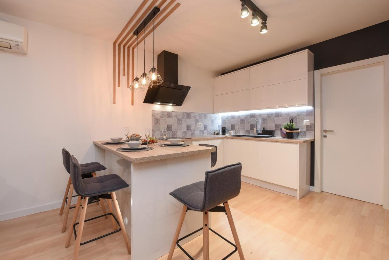 L&R Luxury Apartment- Free Parking ザダル エクステリア 写真